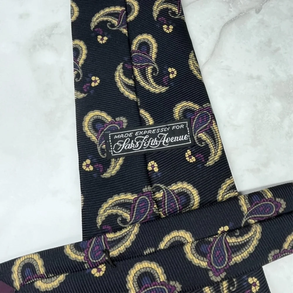Gitman Bros Saks Fifth Ave Repp Silk Men's Necktie Paisley Black Purple USA‎